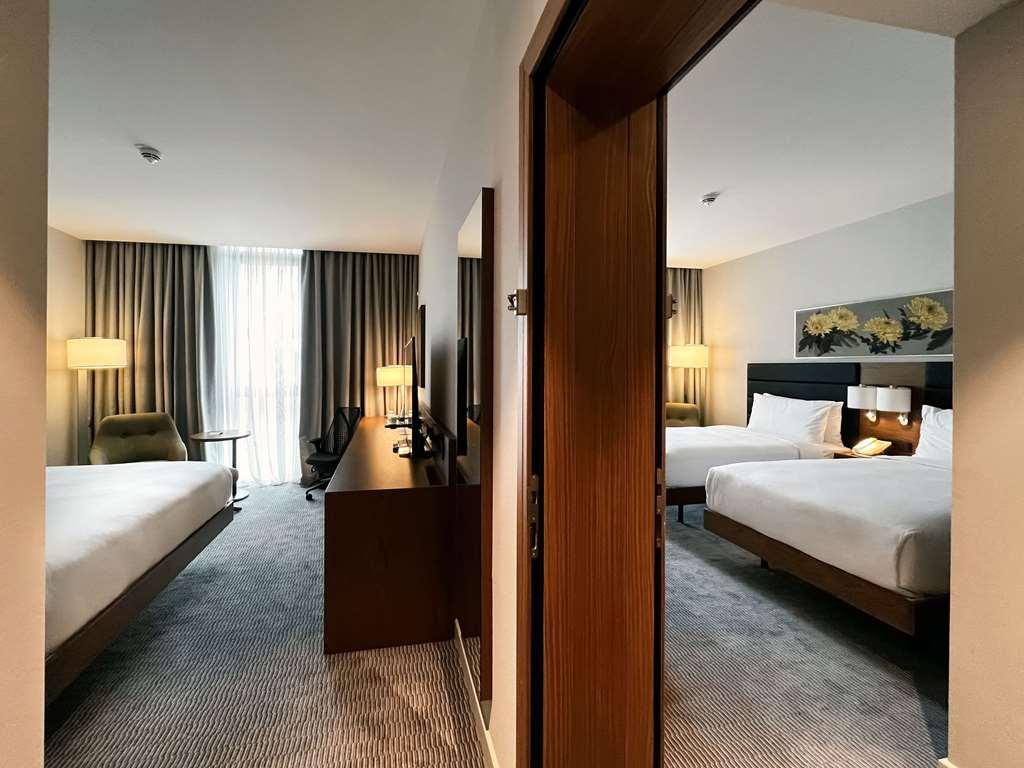 Hilton Garden Inn Tbilisi Chavchavadze Room photo