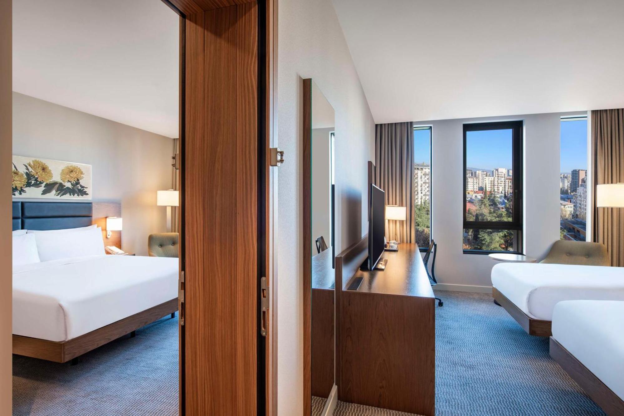 Hilton Garden Inn Tbilisi Chavchavadze Exterior photo