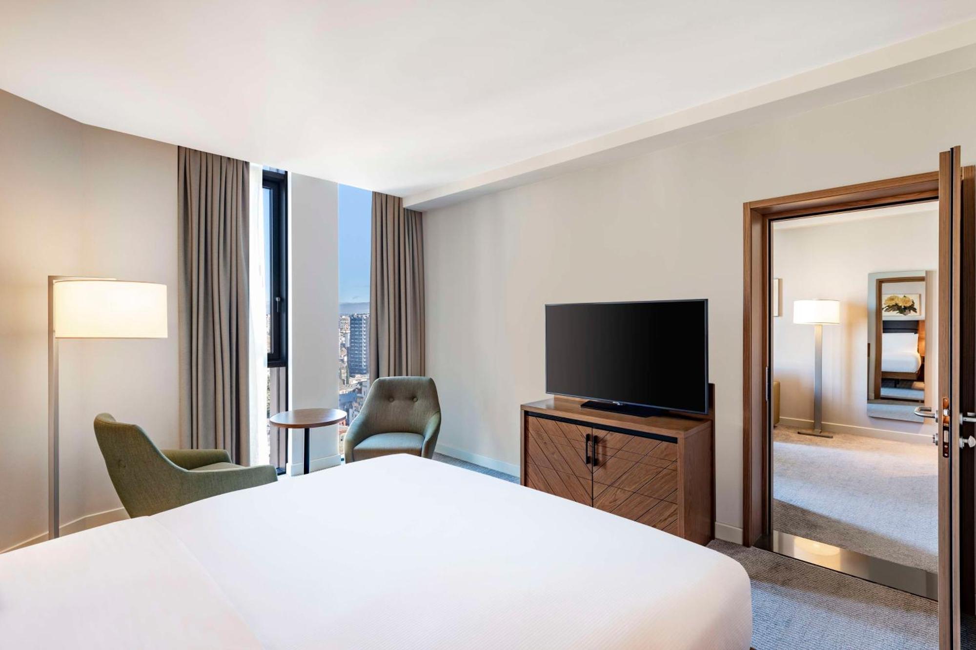 Hilton Garden Inn Tbilisi Chavchavadze Exterior photo