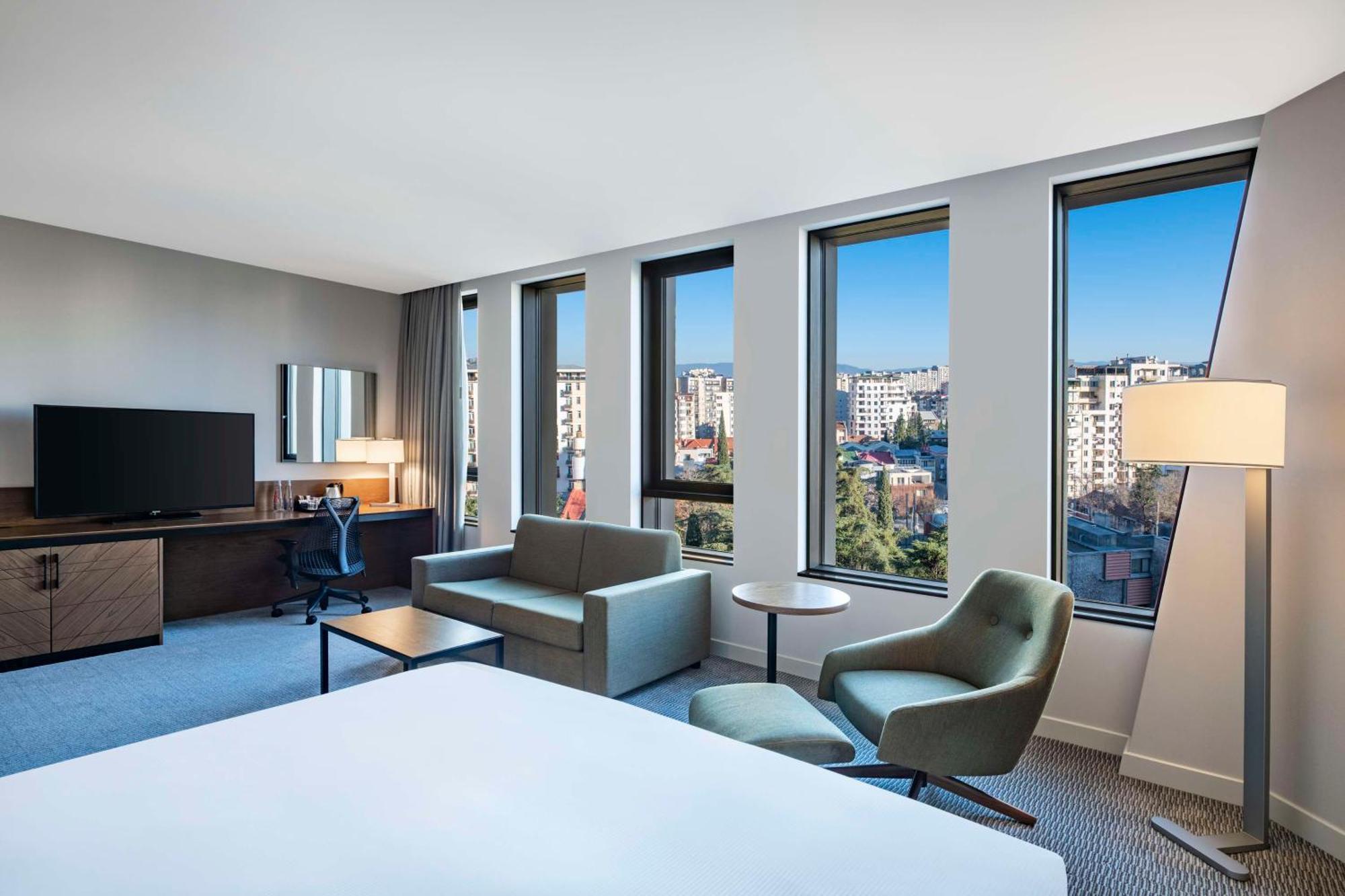 Hilton Garden Inn Tbilisi Chavchavadze Exterior photo